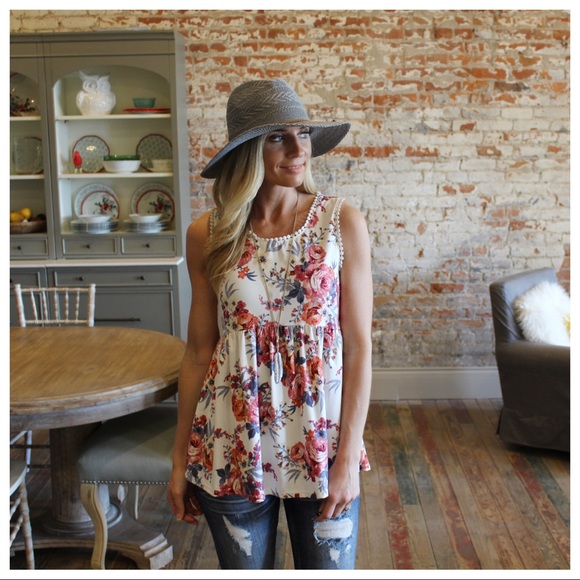 ✨LAST✨Ivory floral babydoll tunic detail trim - Picture 2 of 3